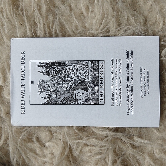 Rider Waite Tarot Deck Complete with Guide - Picture 2 of 5